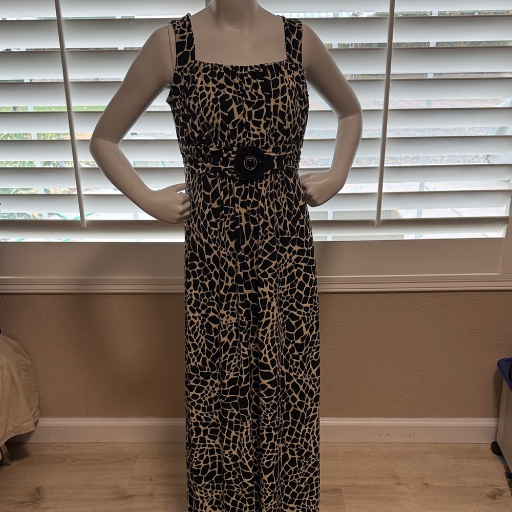 Elegant Black and Cream Women's Dress leopard 🐆